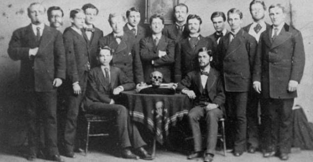 skull and bones members 2012