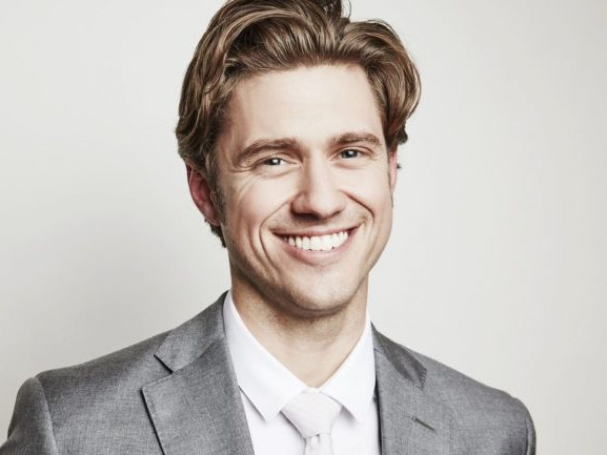 Aaron Tveit Bio Wife Gay Dating Girlfriend Height Age Networth Height Salary