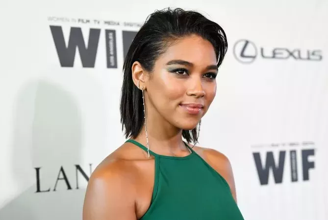 Alexandra Shipp – Bio, Age, Height, Parents, Boyfriend, Ethnicity ...