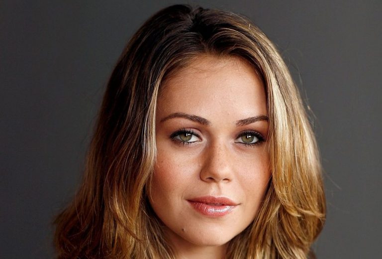 alexis dziena law and order svu