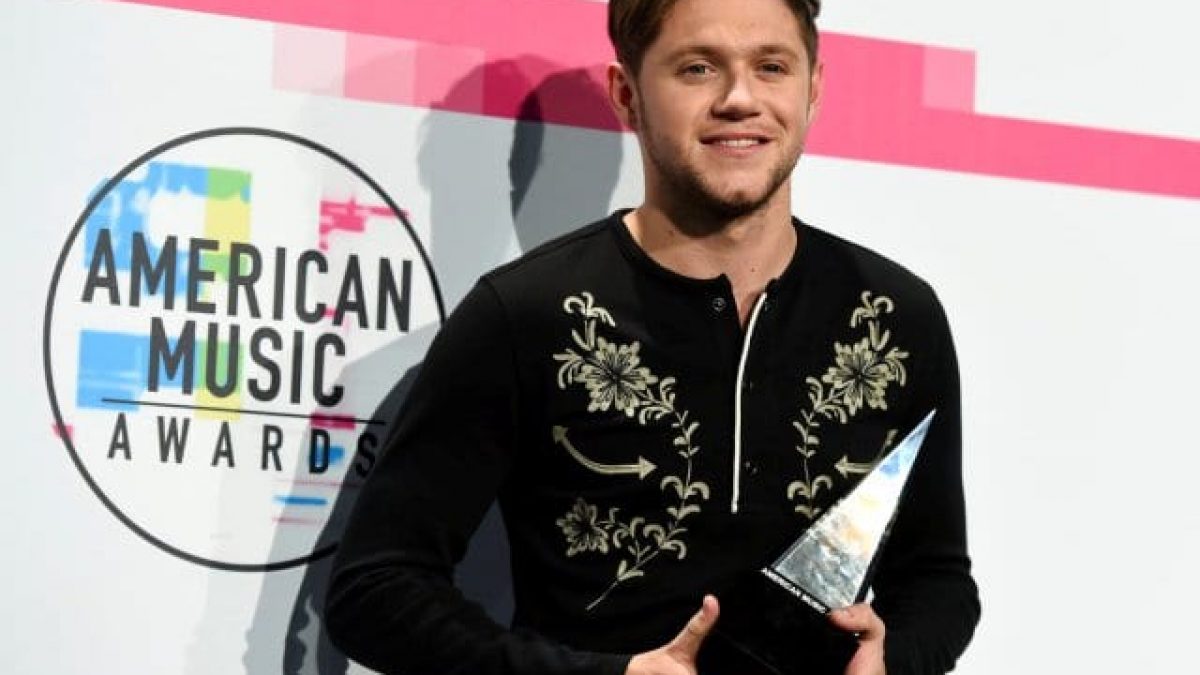 All You Need To Know About Niall Horan His Girlfriend Net Worth And Family Networth Height Salary