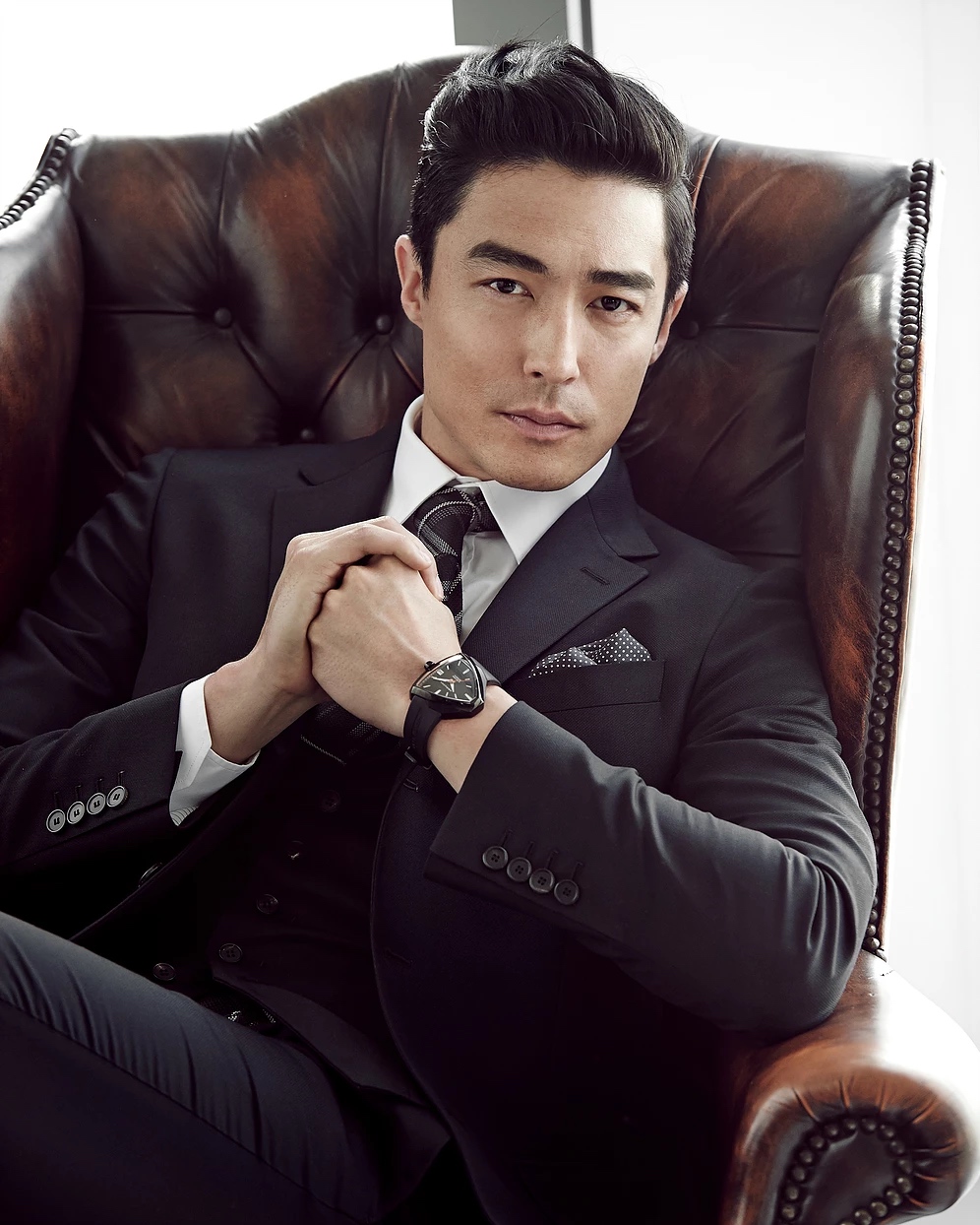 Daniel Henney Parents, Wife, Siblings, Girlfriend, Family, Age, Net
