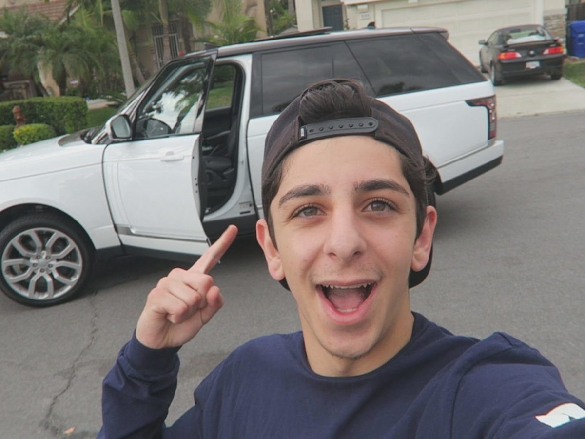 Faze Rug Brother Girlfriend Net Worth House Car Height Mom Networth Height Salary