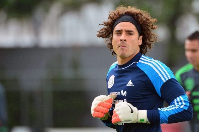 Guillermo Ochoa Biography, Age, Height, Wife, Salary, Net Worth, Bio ...