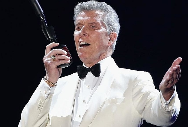 How Rich Is Michael Buffer What Is His Salary Who Is The Wife Christine Prado Networth Height Salary