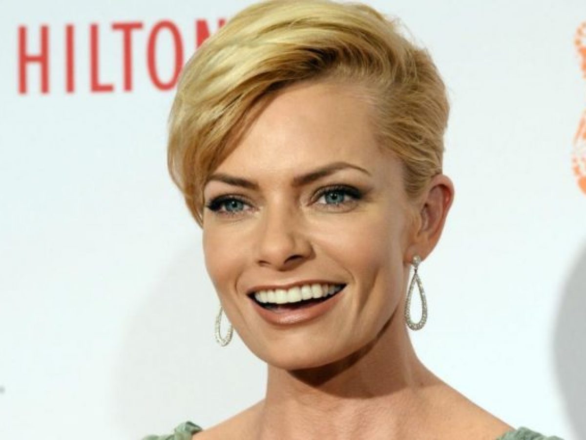 Is Jaime Pressly Have Any Relation With Elvis Presley? Family Link Tree Explored