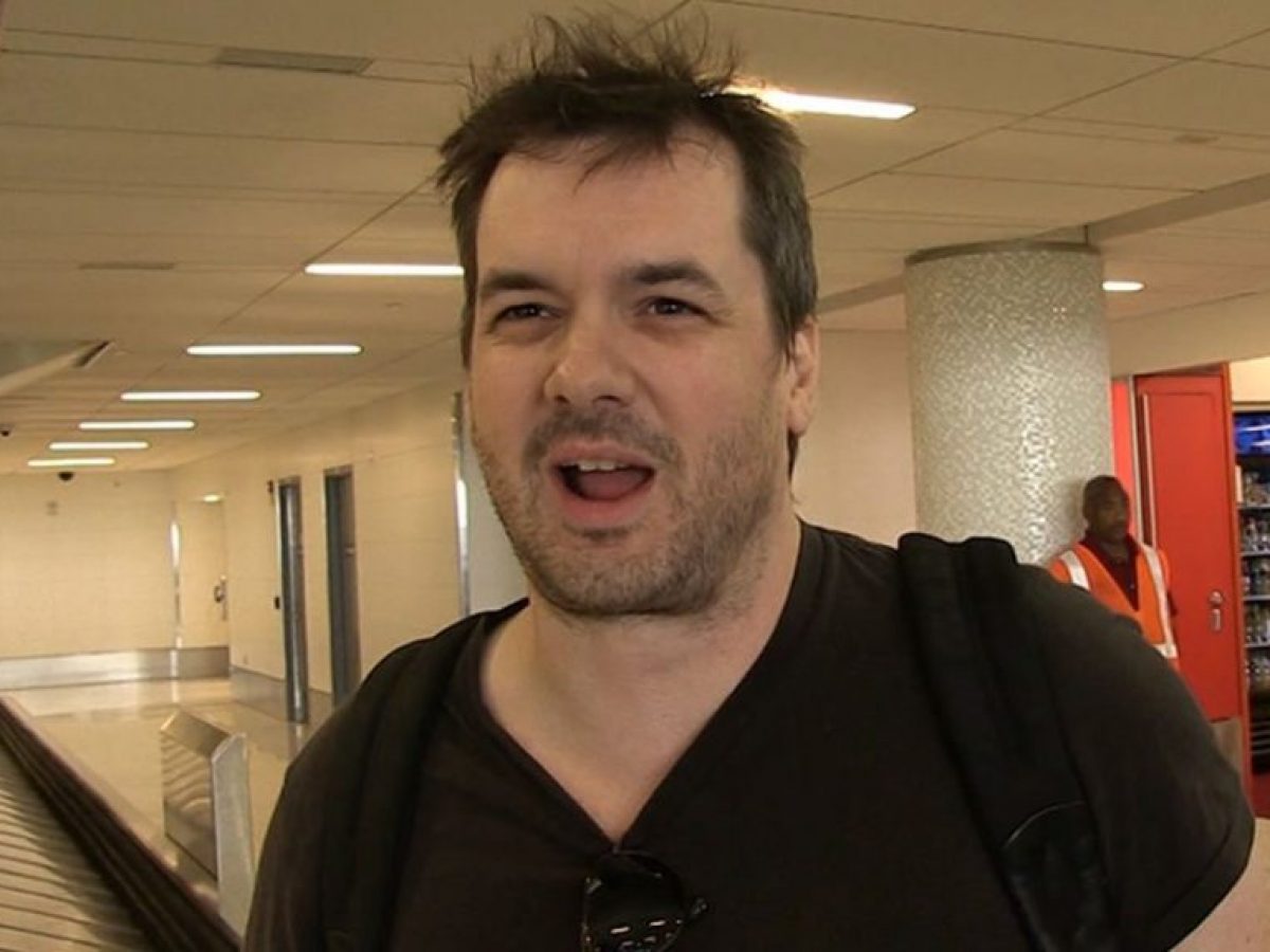 Jim Jefferies Wife Girlfriend Son Parents Family Net Worth Religion Networth Height Salary