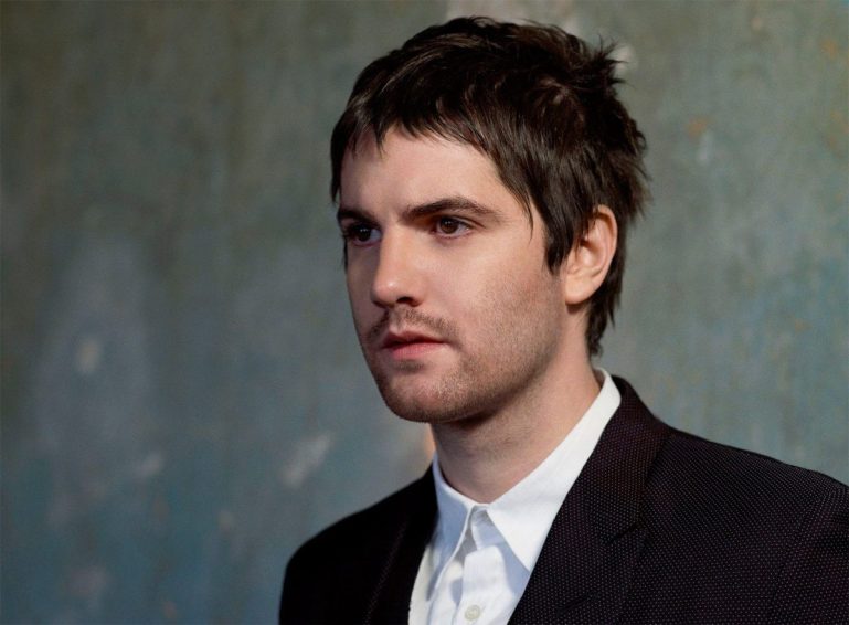 Jim Sturgess Wife, Relationship with Bae Doona, Girlfriend, Age, Height