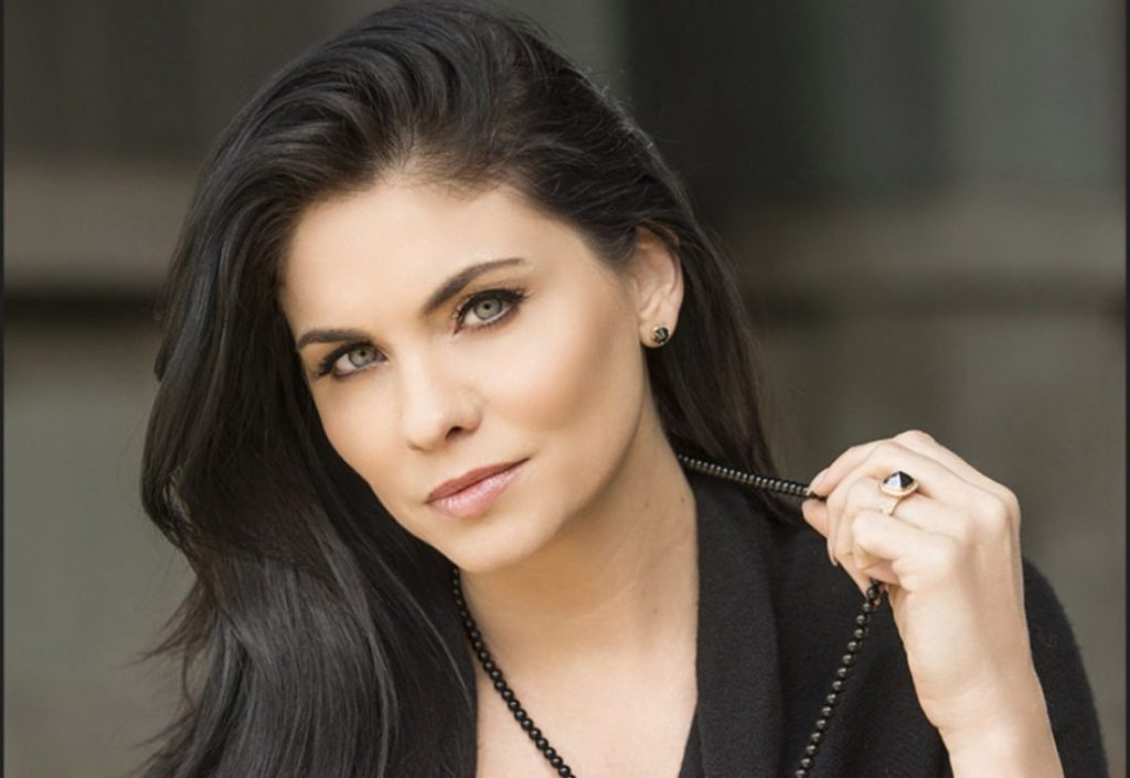 Jodi Lyn O’keefe Bio, Dating, Net Worth, Married, Boyfriend Networth