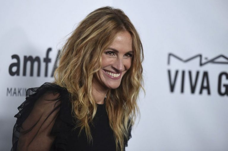 Julia Roberts Kids, Net Worth, Husband? Brother, Family and Divorce ...