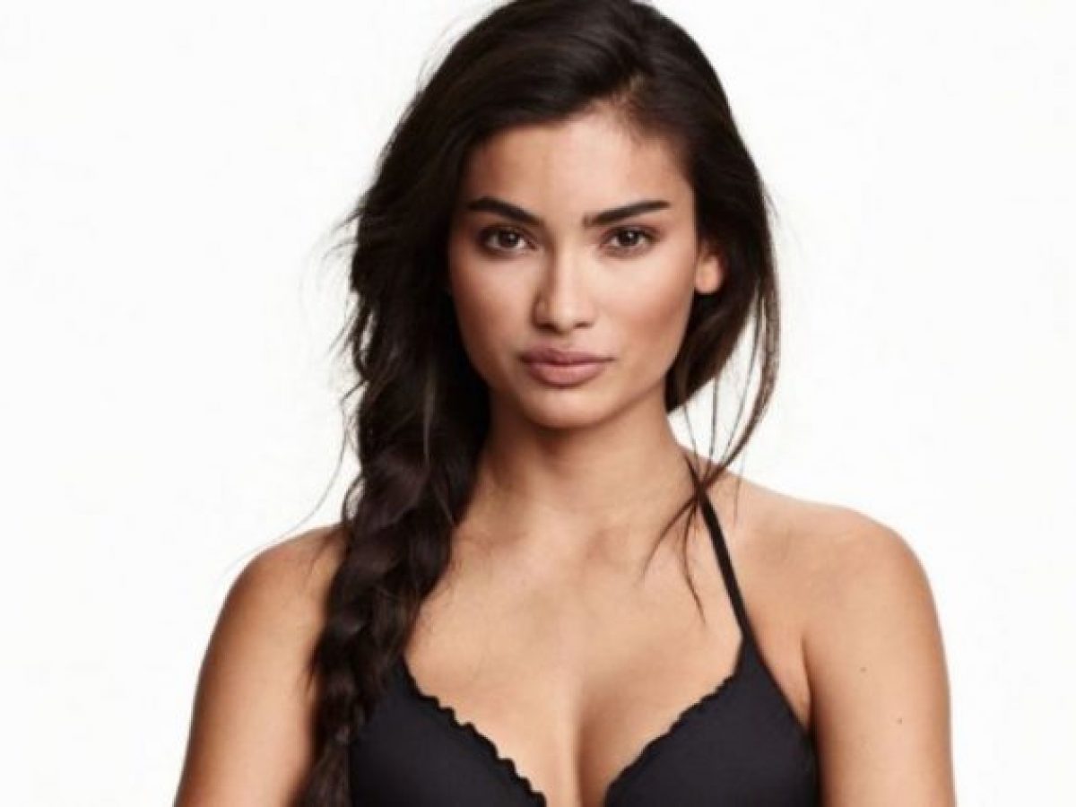 Kelly Gale Bio Age Height Parents Boyfriend Sibling Ethnicity Networth Height Salary