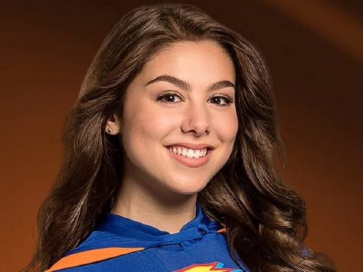 Kira Kosarin Bio Age Height Boyfriend And Other Facts You Need To Know Networth Height Salary