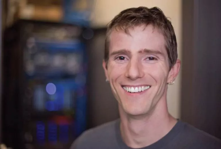 Linus Tech Tips (Linus Sebastian) Wife, Net Worth, Wiki, Height, Age