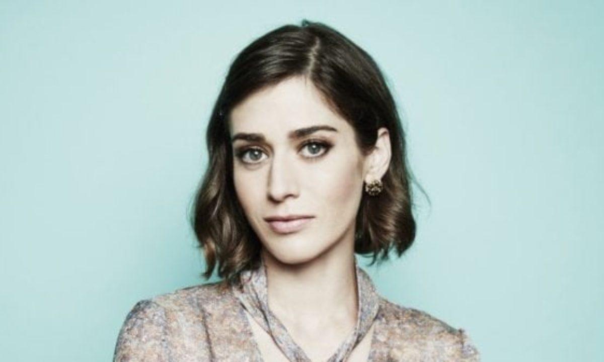 Lizzy Caplan Biography Movies Tv Shows And Her Weight Loss Journey Networth Height Salary