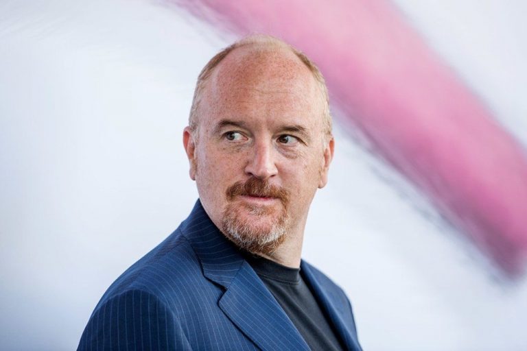 Louis CK Wife, Kids, Daughters, Family, Divorce, Wiki, Parents, Net ...