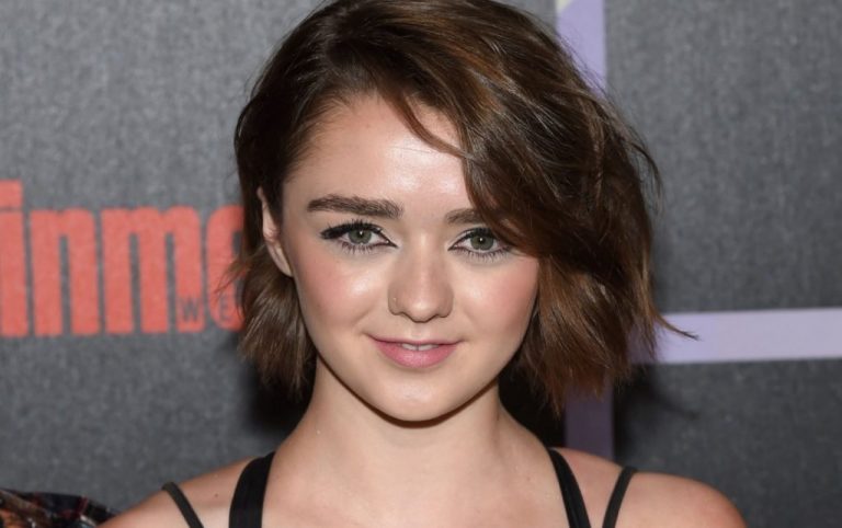 Maisie Williams Bio, Height, Feet, Body Measurements, Net Worth ...