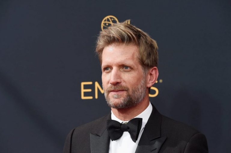 Paul Sparks Wife (Annie Parisse), Height, Children, Family, Bio ...