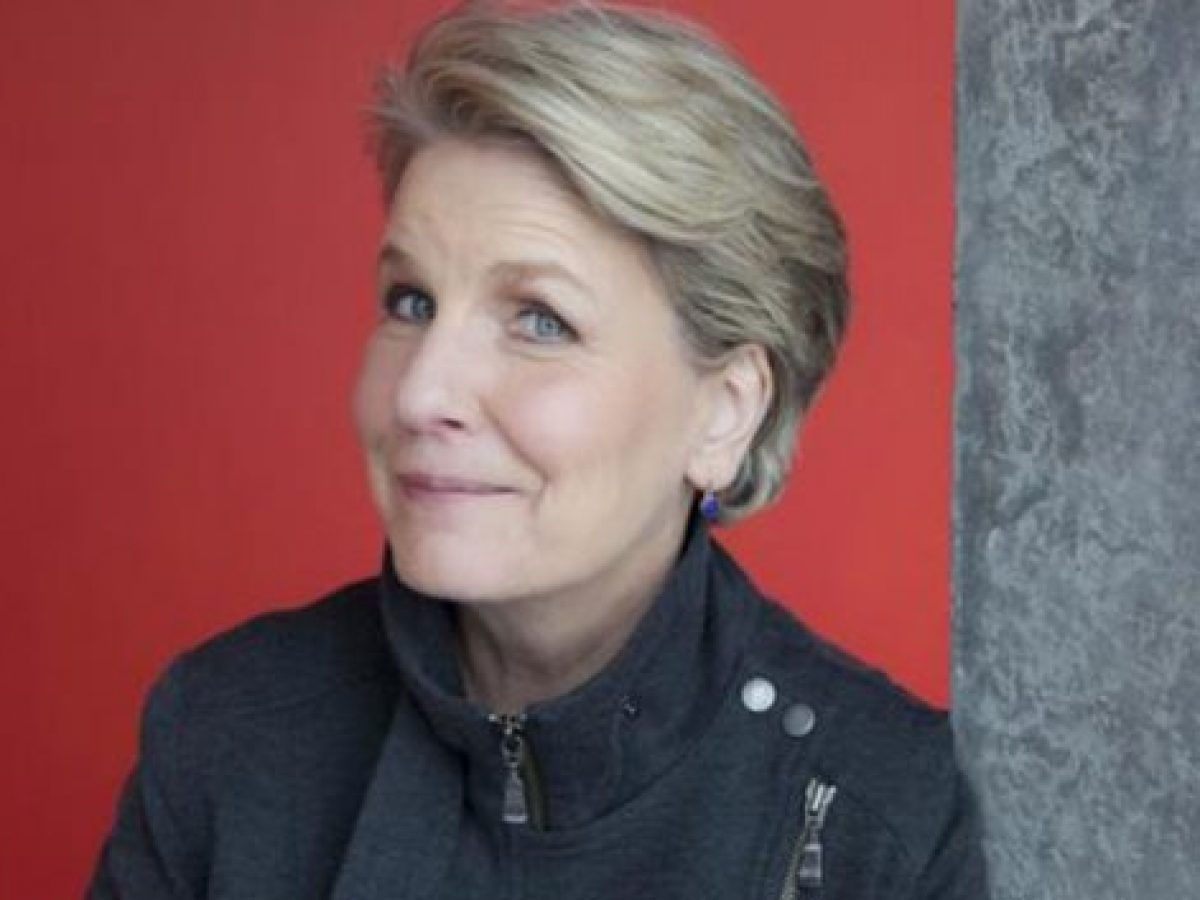 Sandi Toksvig Biography Spouse Wife Or Partner And Children Networth Height Salary