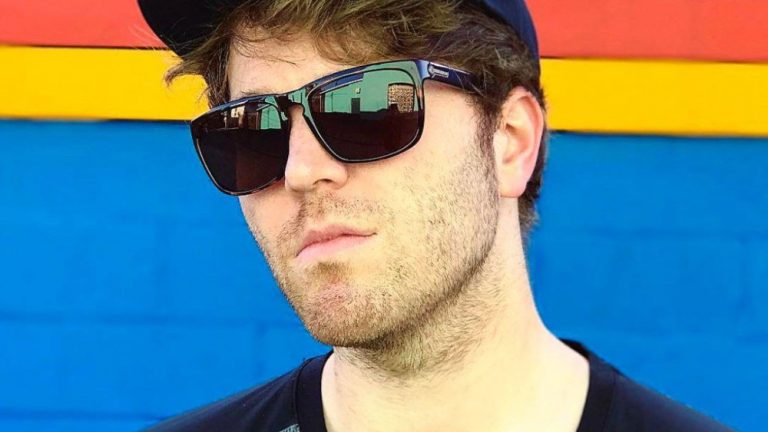 Shane Dawson Net Worth, Brother, Gay, Straight or Bisexual, Age, Height ...