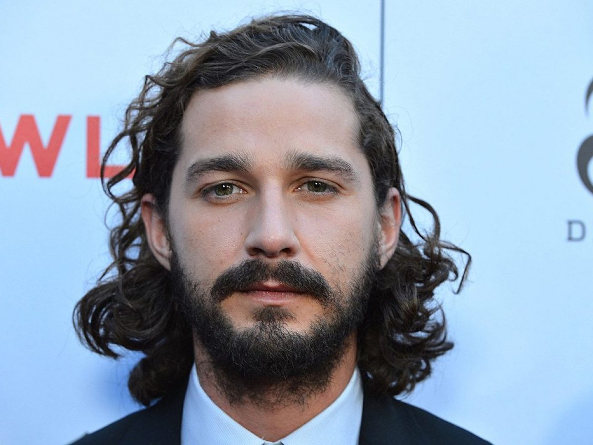 Shia Labeouf Wife Girlfriend Mom Married Wiki Height Net Worth Bio Networth Height Salary