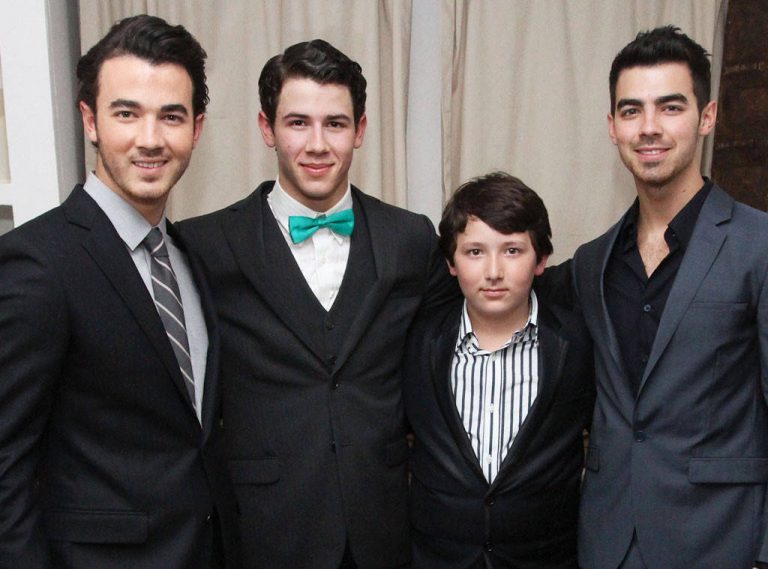 Who Is Frankie Jonas? Age, Height, Net Worth, Girlfriend, Where Is He ...