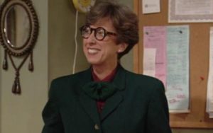 Beverly Archer Bio, Husband (Robert Bernard), Death, Family and Net