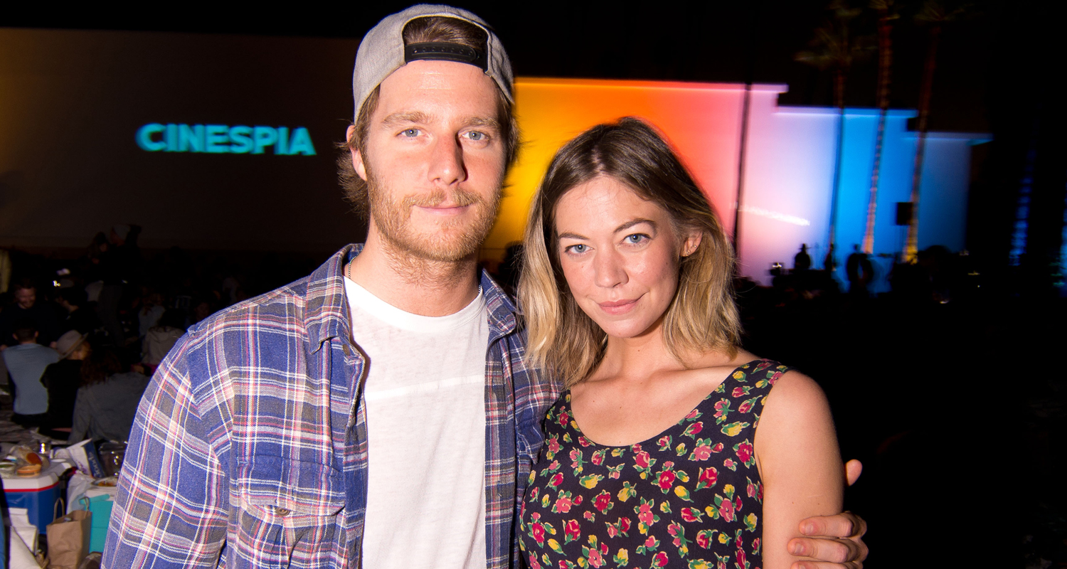 Is Jake Mcdorman Married or Dating Anyone, Who is The Wife or