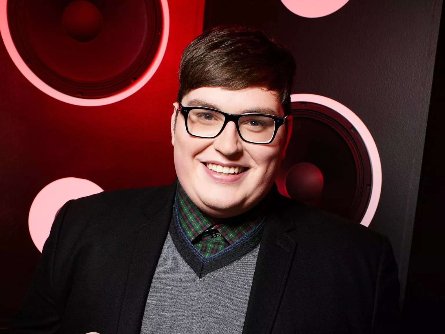 Is Jordan Smith Married to a Wife or is He Gay? His Family, Net Worth