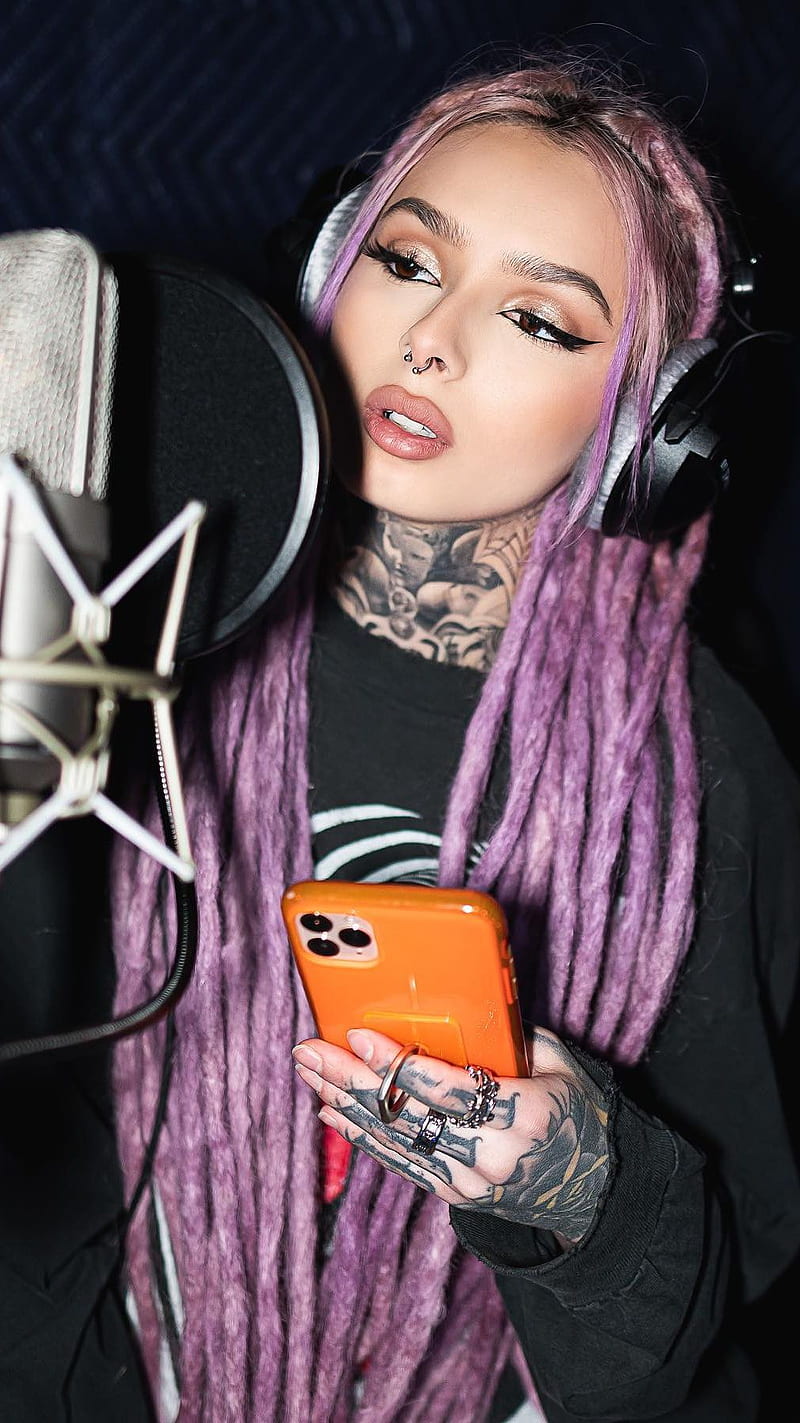 Zhavia Ward Bio, Age, Education, Career, Boyfriend - Networth Height Salary
