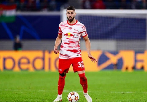 Josko Gvardiol playing for RB Leipzig.